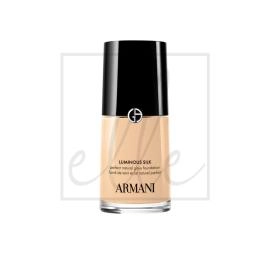 Giorgio armani luminous silk foundation