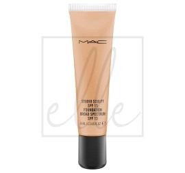 Studio sculpt spf 15 foundation - nc44