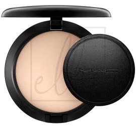 Studio careblend/pressed powder - light
