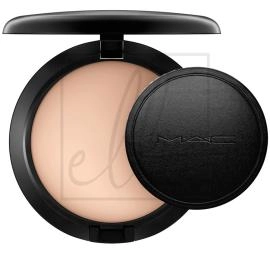 Studio careblend/pressed powder - medium