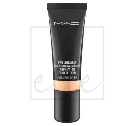 Pro longwear nourishing waterproof foundation - nc20