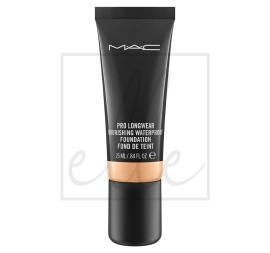 Pro longwear nourishing waterproof foundation - nc30