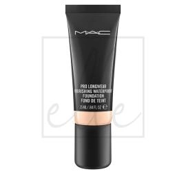 Pro longwear nourishing waterproof foundation - nw15