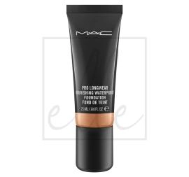 Pro longwear nourishing waterproof foundation - nw35