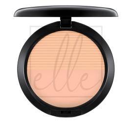 Studio waterweight powder / pressed - medium plus