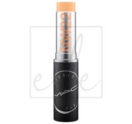 Studio fix soft matte foundation stick - nw22