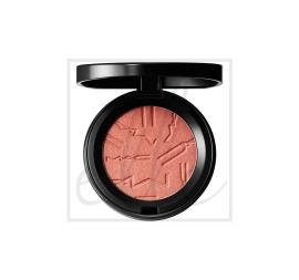 Mac skinfinish colour struck blush - peach twist