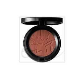 Mac skinfinish colour struck blush - raizin the roof